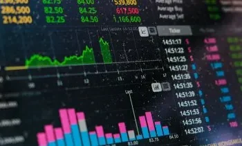 A pesar del apoyo de EE. UU., riesgo país en 1.000; acciones suben, bonos caen.