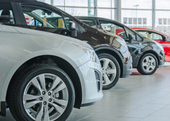 Impuesto interno: Suben mínimos autos, motos, embarcaciones