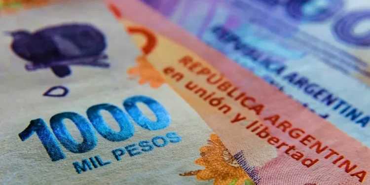 La UBA confirma: Salario mínimo en caída libre.