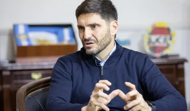 Pullaro: distancia del Gobierno y alerta K.