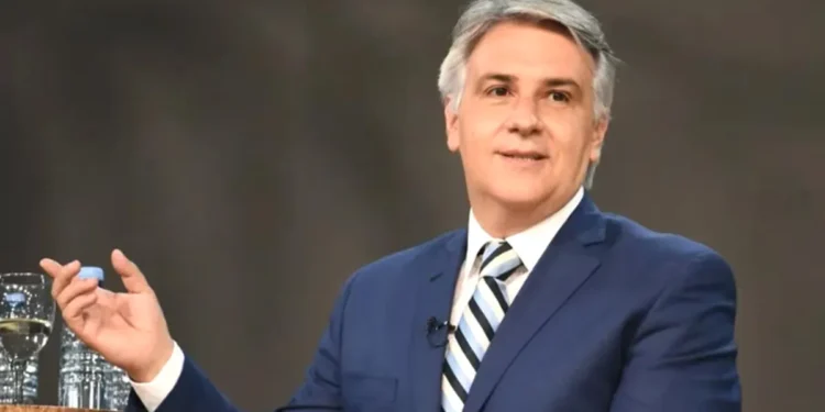 Sin apoyo de EE. UU., el modelo económico colapsa, advierte Llaryora.