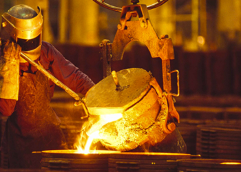 Uso de capacidad instalada en la metalurgia cae a niveles de pandemia, crisis profunda