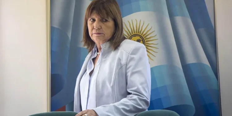 “La tercera no va a llegar”, advierte Bullrich sobre Milei.