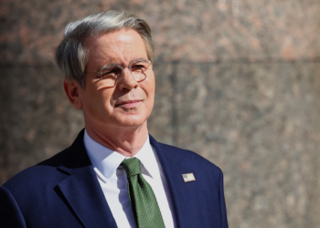 Scott Bessent: “Libertad económica” con el triunfo de Milei.