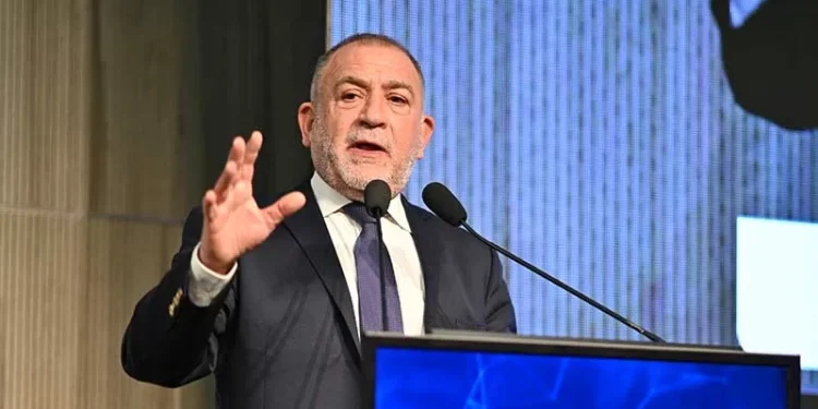 LLA: Juez celebra y lanza dardo a Grabois sobre el esfuerzo.