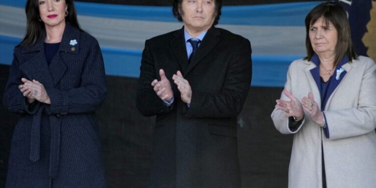 Villarruel vs. Bullrich: Tensión en el Senado por una norma.