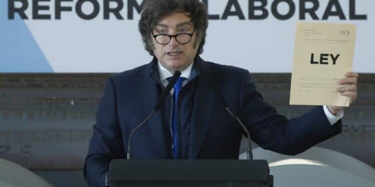 La reforma laboral ya está en el Congreso: el proyecto de Milei.