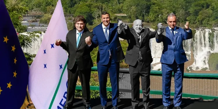 Sábado Clave: Milei en Paraguay por el Acuerdo.