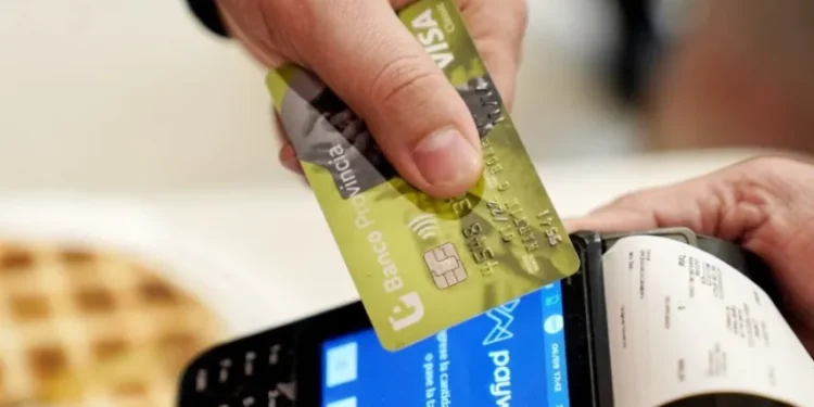 Familias: la morosidad en aumento afectó al 9% en 2025.