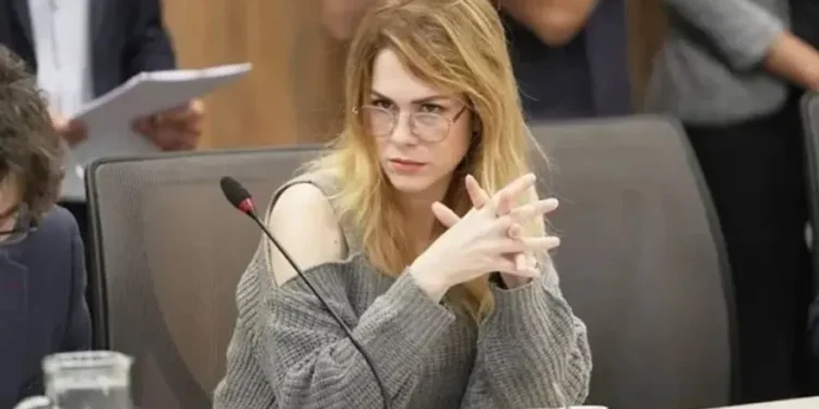 Lilia Lemoine enfrenta un pedido de sanción.