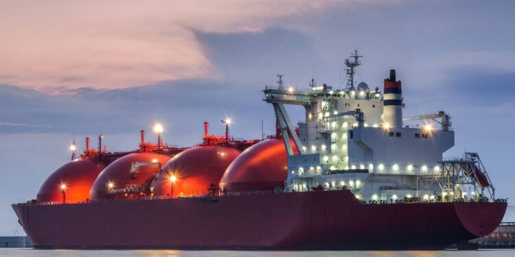 GNL: Sector privado asume el control.