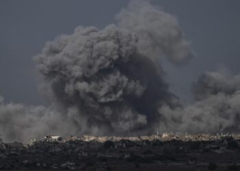 Israel reanuda sus operaciones en el valle de Bekaa atacando a Hezbollah en el sur del Líbano