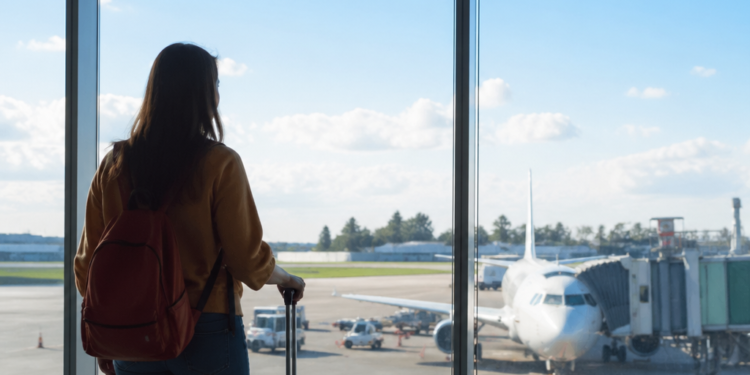 Incremento en los precios de los pasajes aéreos debido a la actualización de la tasa de seguridad de la ANAC