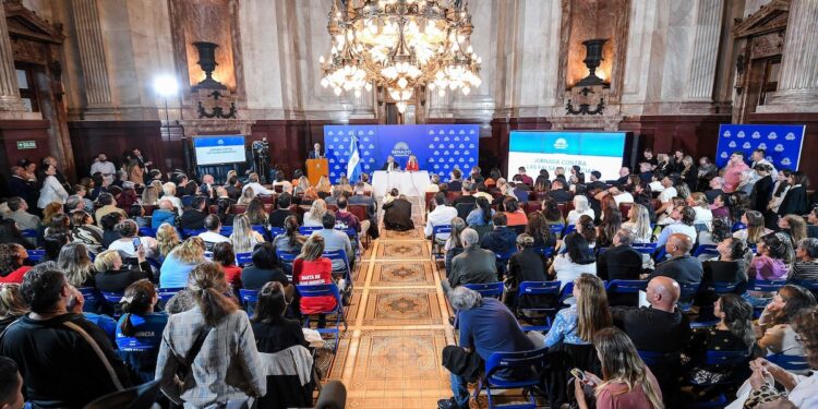 Tensión en el Senado por la Ley de Falsas Denuncias: Legisladores en Desacuerdo