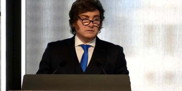 El Presidente cortó las especulaciones y negó posibles modificaciones en su Gabinete.