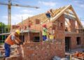 Planificación patrimonial: Costos y claves para decidir entre donar o heredar una vivienda.