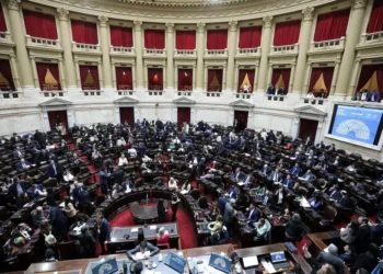 El Gobierno apuesta a que la oposición no logrará el quórum para interpelar a Adorni en Diputados