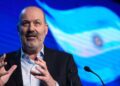 Sturzenegger Defiende a Adorni y Celebra la Reducción de la Inflación