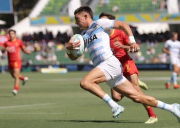 Los Pumas 7s debutan con victoria en el seven de Valladolid, mientras que las Yaguaretés caen ante Nueva Zelanda