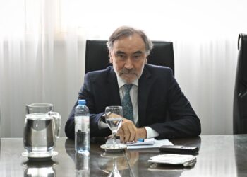 El juez Leopoldo Bruglia solicita detener los concursos para llenar vacantes en la Cámara Federal de Buenos Aires