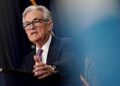 La IA se metió en el debate por las tasas en EEUU: el nuevo titular de la Fed cree que ayudará a contener la inflación