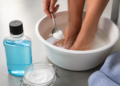 Beneficios del lavado de pies con bicarbonato y enjuague bucal: recomendaciones de expertos