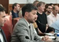 Condena a la confrontación entre taxistas y conductores de aplicaciones en Mar del Plata