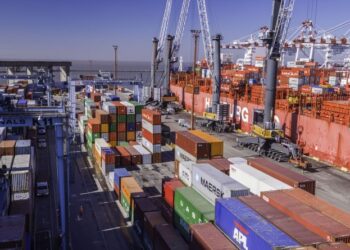 Récord histórico en exportaciones y saldo comercial en mayo