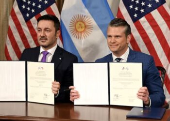 Acuerdos del Gobierno Argentino con EE.UU. para Robustecer la Logística Militar y Acceder a Drones