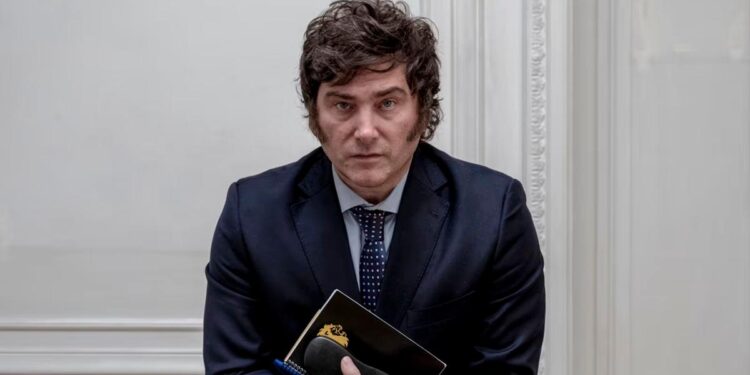 Javier Milei inicia su camino hacia la reelección: las encuestas apuntan a su ventaja en la primera vuelta y el balotaje