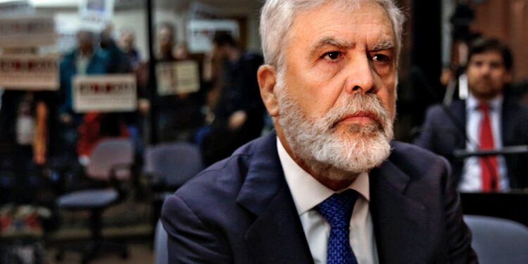 Julio De Vido suma su quinta condena por corrupción: posibles años de prisión acumulados
