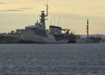Tensión por Malvinas: Tierra del Fuego denuncia una grave provocación tras el paso de un buque de guerra británico