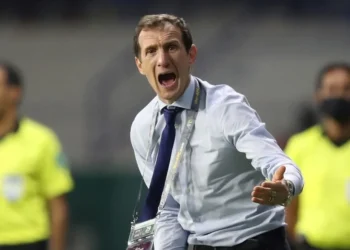 Boca Juniors comienza una nueva etapa con Arruabarrena tras un triunfo y avanza en la Copa Argentina