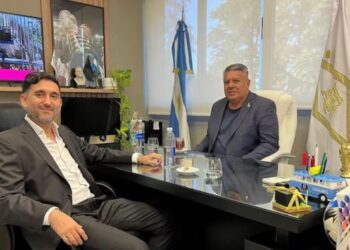 Ariel Vallejo admitió que su vínculo con Claudio Tapia facilitó acuerdos comerciales con clubes