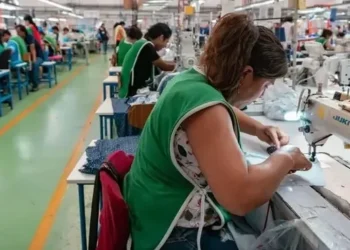 Crisis del sector textil: 1.200 empleos perdidos mensualmente