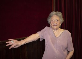 A los 107 años, una mujer reflexiona sobre su vida: “Me casé por terquedad y me arrepiento, pero a los 73 conocí el verdadero amor”