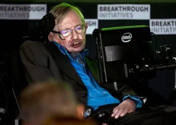 Las advertencias de Stephen Hawking sobre la vida extraterrestre