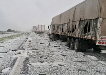Intensa tormenta con granizo en Santa Fe: heridos, daños severos y camiones varados