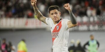 El saludo de Enzo Fernández a Thiago Almada que entusiasmó a los hinchas tras su llegada a River