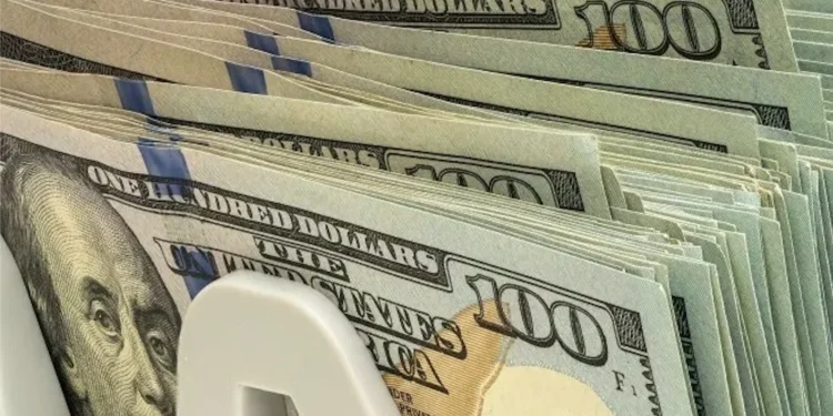 El techo de la banda cambiaria llegará a $1.919 en septiembre por el efecto de la inflación de julio