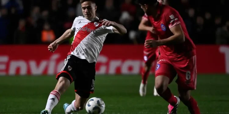 River obtuvo un triunfo crucial ante el líder y alivia a Coudet