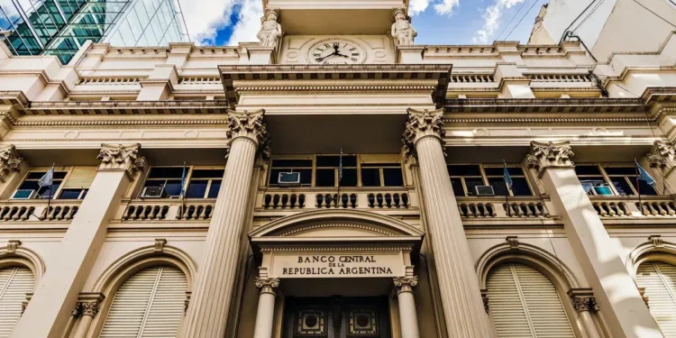 Diputados debate la reforma del Banco Central: qué cambios propone el Gobierno para limitar la emisión y preservar las reservas