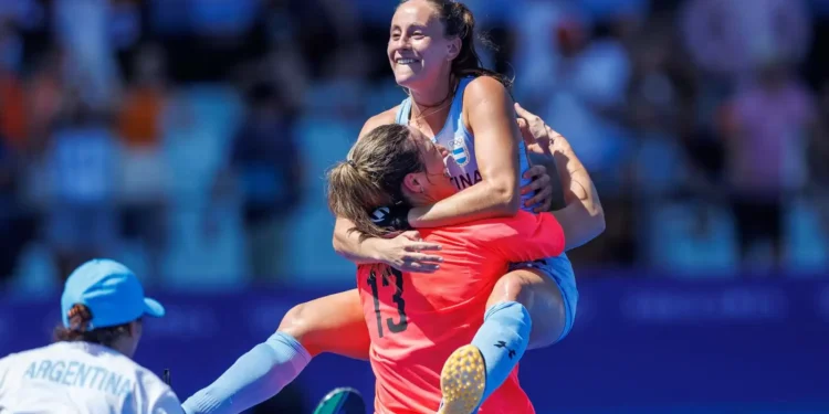 Cristina Cosentino, la figura de Las Leonas que alcanzó la gloria en el Mundial