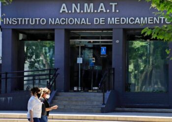 ANMAT prohíbe la venta de productos de una marca de limpieza