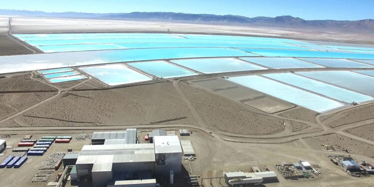 El BID financiará con US$700 millones un proyecto de litio en Salta y Catamarca