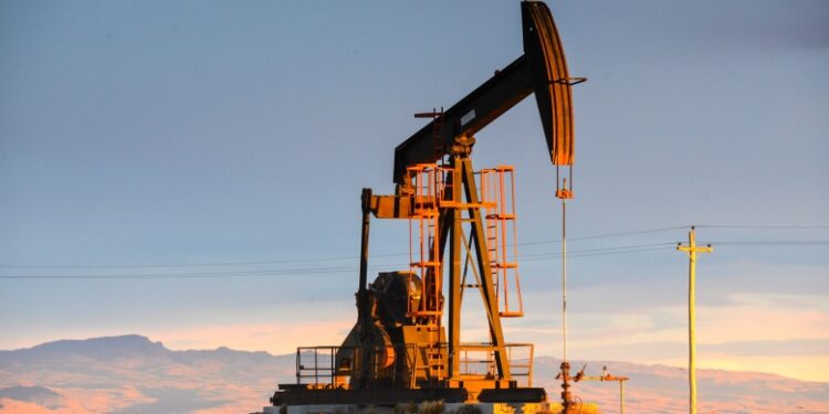 El petróleo sube 5% y supera los US$90 ante la reanudación de los conflictos en Medio Oriente