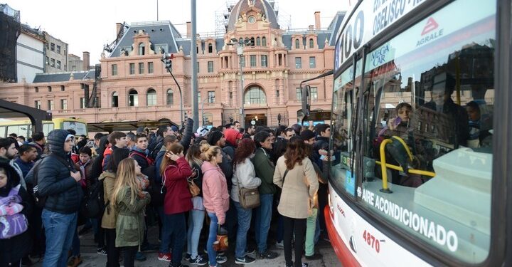 Persisten las fallas en el sistema de carga de la tarjeta SUBE