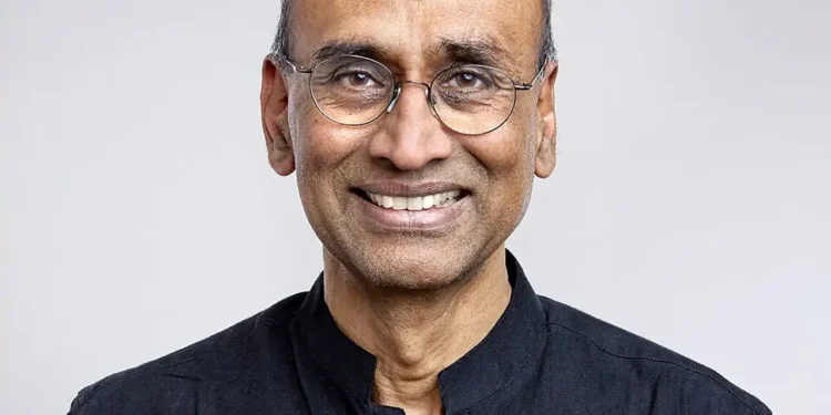 Venki Ramakrishnan, Premio Nobel de Química: “A los 108 años, solo hay un 50% de posibilidades de vivir un año más”