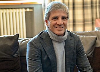 Luis Caputo declaró ahorros por más de $19.500 millones y el 95% estaba depositado en el exterior