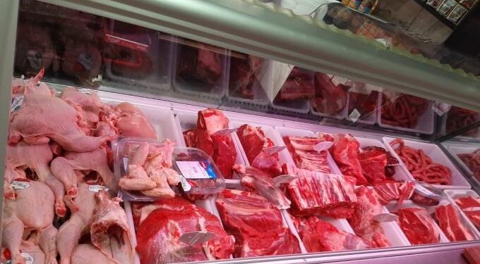 El consumo de carne vacuna cayó 9,5% y los argentinos comen casi 5 kilos menos por año